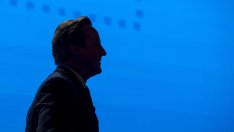 Предизборните схеми на Риши Сунак върнаха Дейвид Камерън на бял кон в правителството