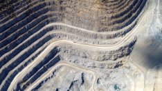 Руският фонд за преки инвестиции ще влее 2,7 млрд. долара в миннодобивна компания