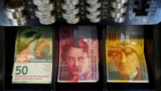 Швейцарската централна банка запази лихвите по депозитите отрицателни