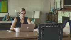 Дамите заемат едва 9% от лидерските позиции в IT компаниите