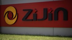 Китайската Zijin прави гигантско IPO, но е предпазлива за цената на златото