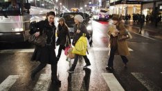 Молбите за помощи при безработица в САЩ са на 45-годишно дъно