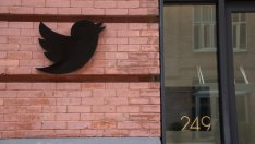 Мъск иска да вложи по-малко пари в сделката за Twitter