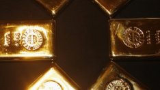 Цената на златото пропадна след срещата на Фед