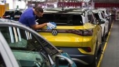 Volkswagen изненадващо изпитва отново недостиг на персонал 