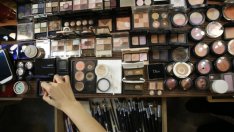 Procter & Gamble продава част от бизнеса си за 12 млрд. долара