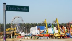 Tesla представи липсващи документи за процеса на одобрение на германския завод