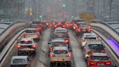 Продажбите на автомобили в Европа отбелязват първи спад от 2013 г. насам