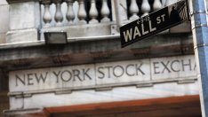 Wall Street финишира на зелена територия в навечерието на срещата на Фед