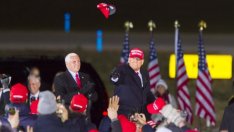 Тръмп нарече преброяването в Пенсилвания „опасно“, Мелания му противоречи