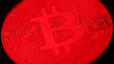 Биткойнът ще разчита на инфлацията и Илон Мъск за нови рекорди през 2022 г.