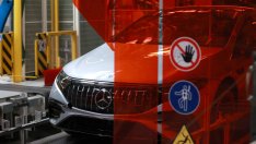 Mercedes-Benz и Porsche са песимистични за бизнеса си до края на годината