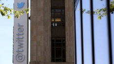 Бордът на Twitter обмисля продажба?