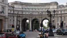 Продават правото на дългосрочен наем на Адмиралтейската арка в Лондон