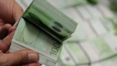 Графика на деня: Коронакризата ни направи спестовници