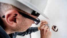 АИКБ: Българинът е нискоефективен и затова трябва да работи повече