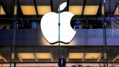 Може би не iPhone ще тласне Apple към капитализация от над 1 трлн. долара