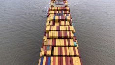 Как Иран заобикаля американската блокада на Ормузкия проток