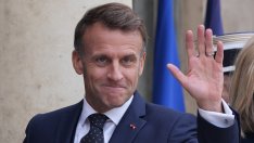 Мечтата на Макрон да се превърне във визионер за Европа се разпада 