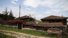 Десислава Танева ще проверява басейните на 14 проекта на къщи за гости