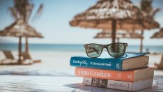 Юли подчертава спада в посещенията на чужденци у нас 