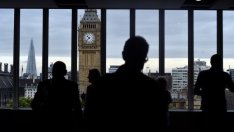 Times публикува некролог за британската демокрация