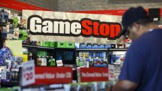 GameStop се срива в червената зона