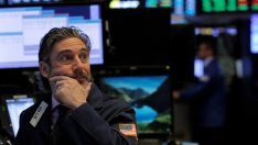 Dow Jones се раздели с над 200 пункта след обявяването на новите щатски мита