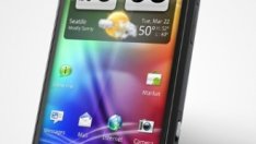 HTC представя триизмерен мултимедиен смартфон 