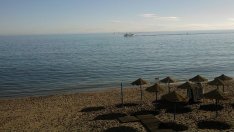 Данъчните започват масови проверки по морските курорти