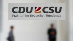 Християндемократите на Меркел са готови на още отстъпки в миграционния спор