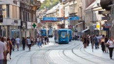 Да сверим часовника си с новопристигналите 