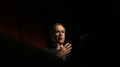 Тереза Мей подкрепи Марк Карни за оставането му начело на АЦБ