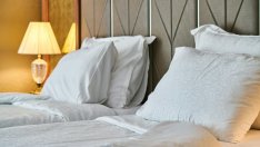 За година местата за настаняване у нас се увеличават, но броят на нощувките спада