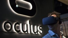Facebook може да представи безжични Oculus VR за 200 долара