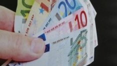 Приема ли Гърция измамници чрез програмата си "Златна виза"? 