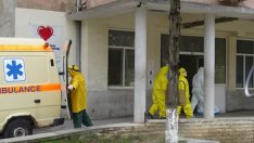 Бизо 3 хил. легла има в общинските болници за болни от коронавирус