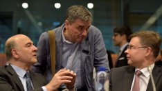 Еврогрупата ще преструктурира до 20% от дълга на Гърция