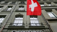 Fitch понижи дългосрочния рейтинг на Credit Suisse