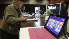 Xbox и Surface съживиха бизнеса на Microsoft