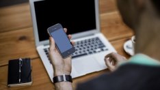 Изкуствен интелект помага на медиите за филтриране на коментарите онлайн