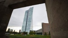 Пазарът в очакване на сигнал за ускоряване на спешните покупки на ЕЦБ