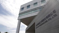 Foxconn призова служителите си да не се връщат на работа в Шънджън