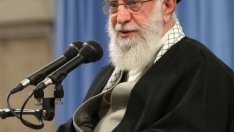 Хаменей: Иран трябва да увеличи военната си мощ, за да предотврати война