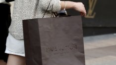 Дори и богатите се стряскат от цените на луксозните стоки