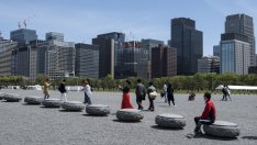 Токио може да се превърне в световен финансов център, но трябва да го иска