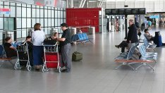 Пасажерите все повече предпочитат онлайн резервациите на самолетни билети