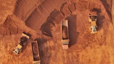 Нов завод за редкоземни елементи в Европа показва колко трудно ще е скъсването с Китай