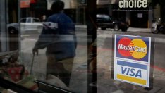 Visa и Mastercard удрят спирачките на криптопартньорствата си