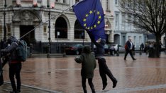 Политолог: Правителството на Борис Джонсън може да падне след вот на недоверие